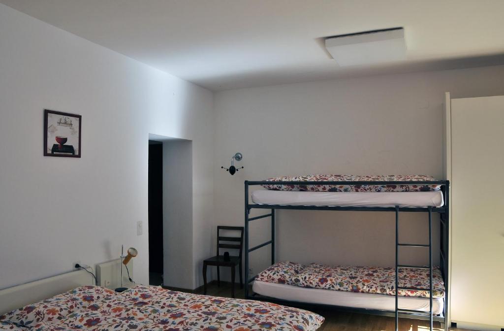 Defanti Hotell Lavorgo Rom bilde